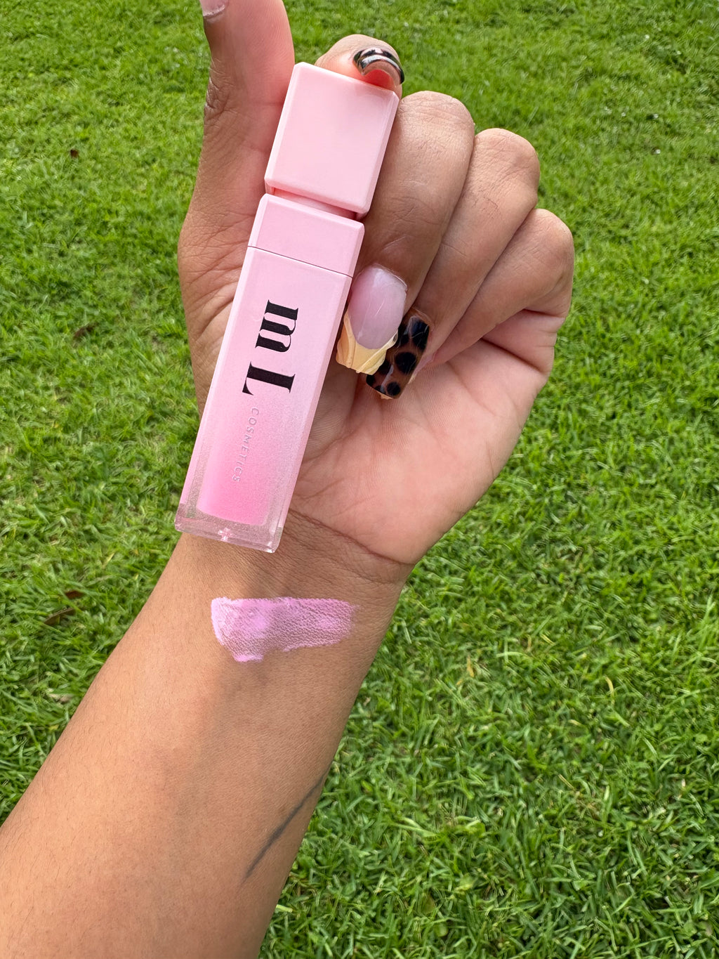 Lux glossc