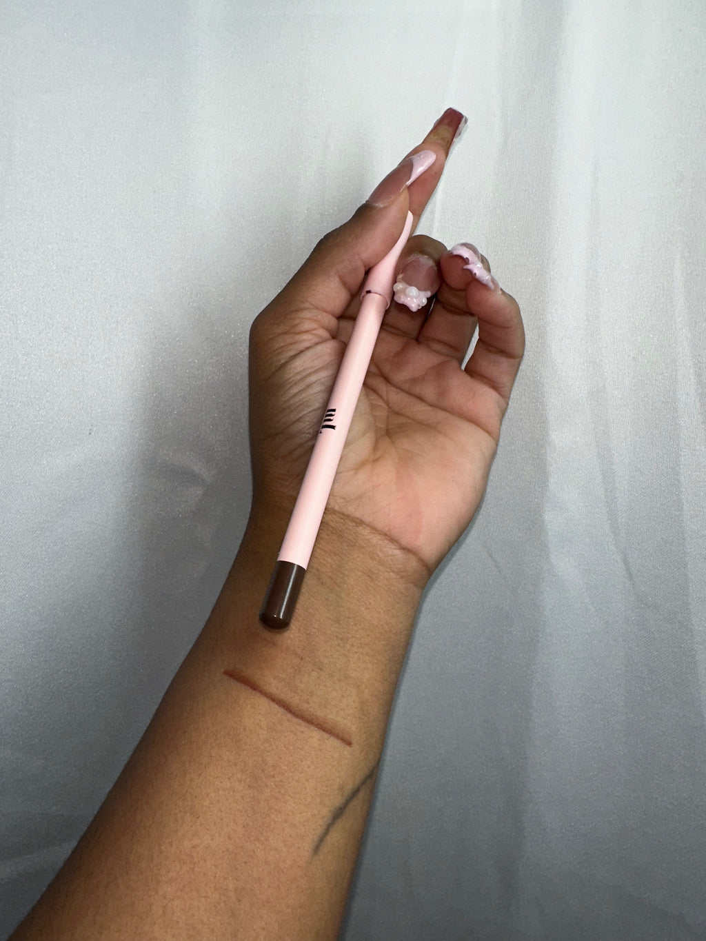 Mis Pencil-liner