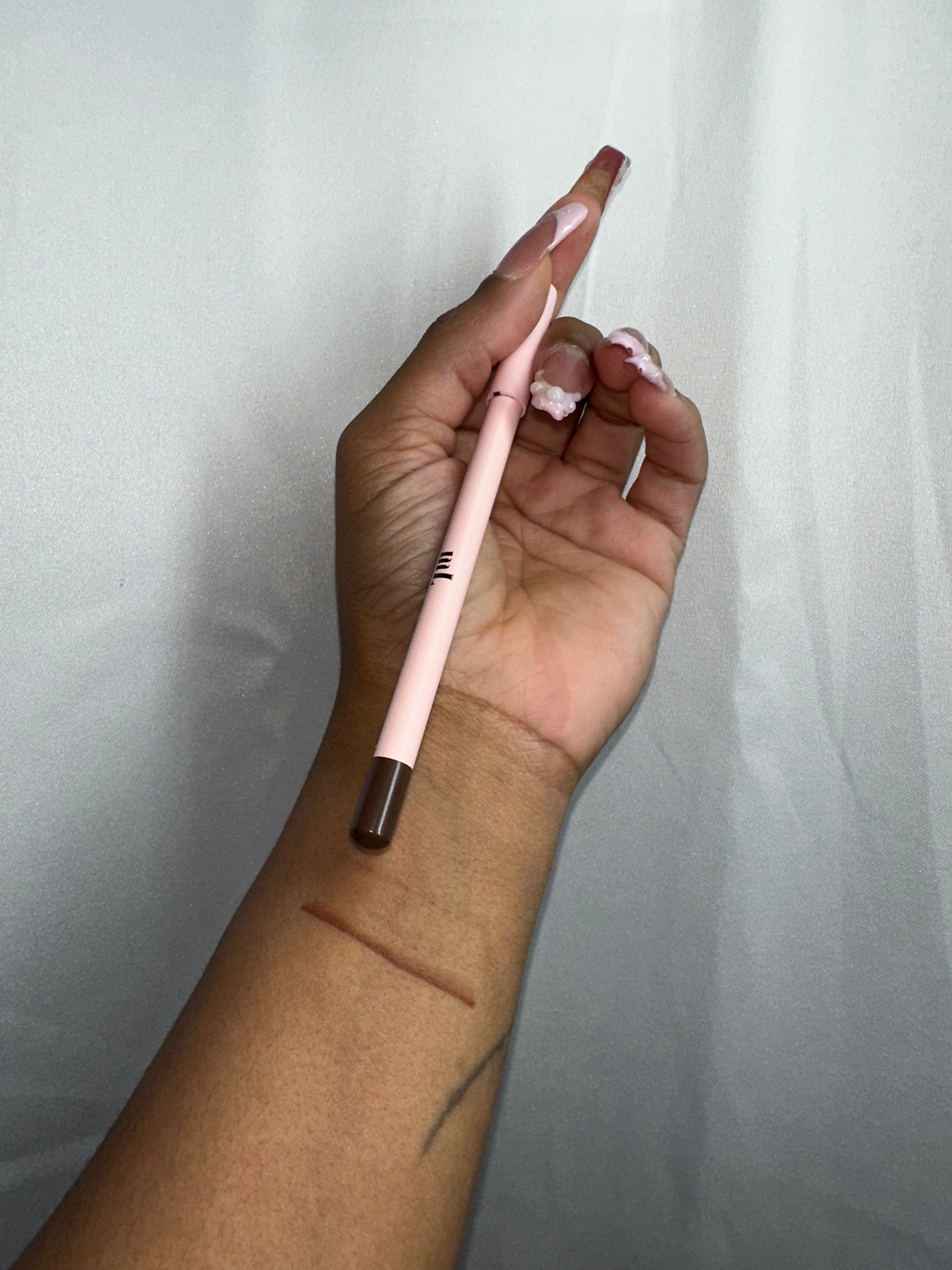 Mis Pencil-liner