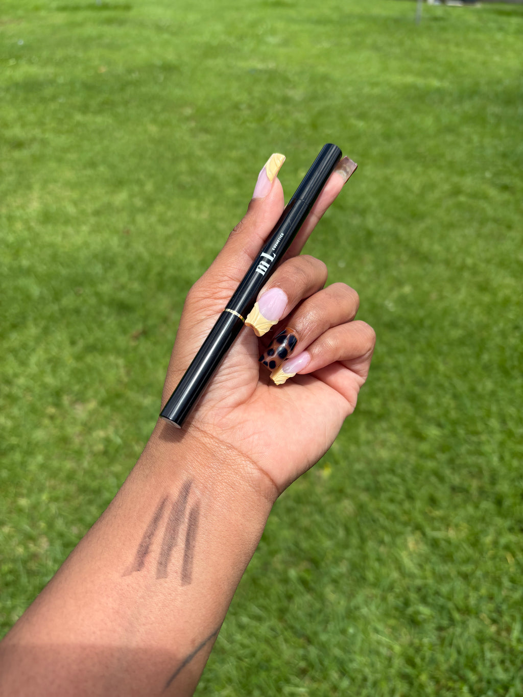 mL Brow Pen